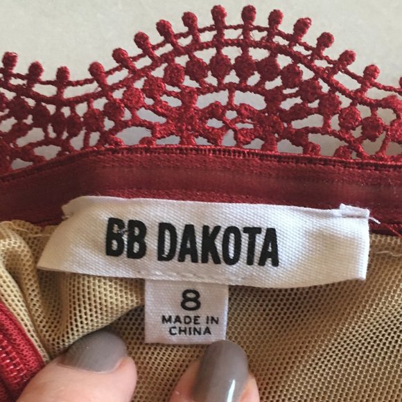BB Dakota Dennett red lace off the shoulder dress - Picture 9 of 10